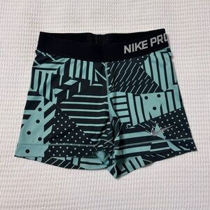 Nike Pro Mint Green & Black Spandex Shorts